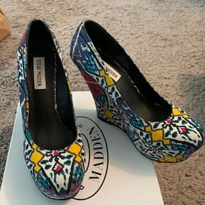 Wedges!!! Multi Colored Steve Madden